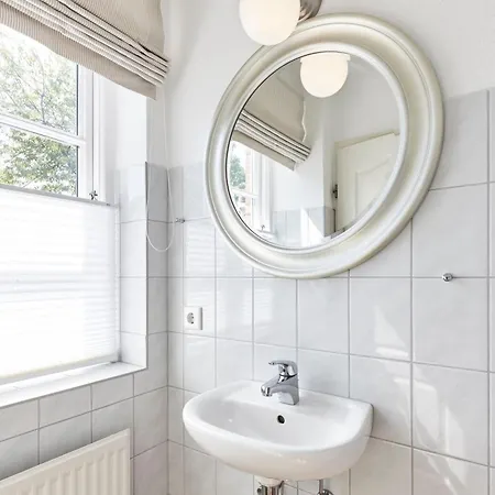 Holiday home Haus Eiderstedt 2 *